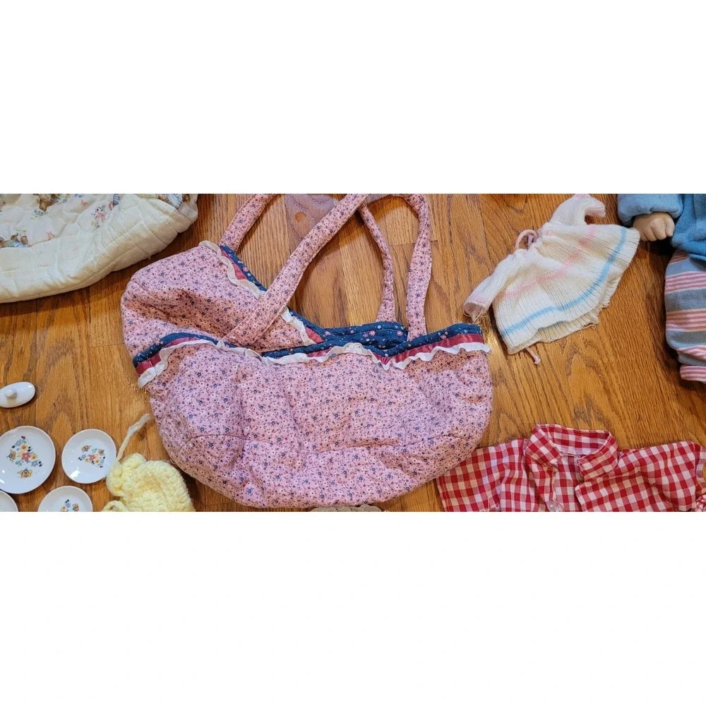 Large Bulk Lot Vintage Mixed Doll Clothes‎ with 20